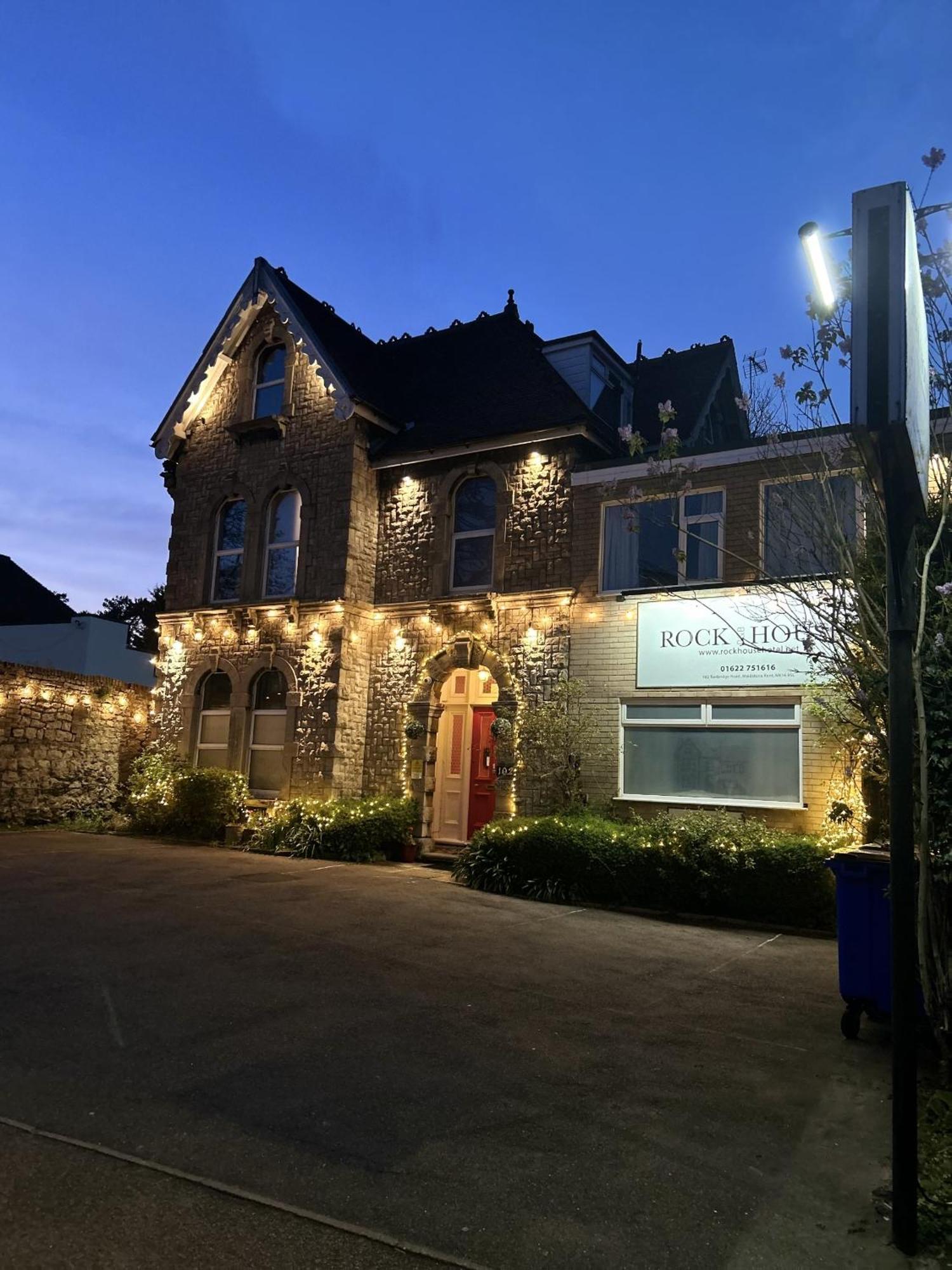 Rock House Bed And Breakfast 메이드스톤 외부 사진